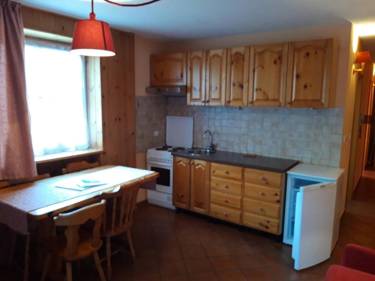 Residenze Sonnenschein Casa Rossa Lejlighedshotel Villabassa Eksteriør billede